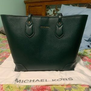 Michael Kors Tote